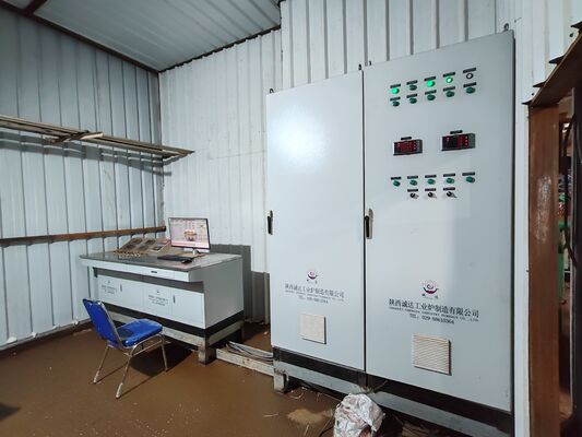 Perlengkapan distribusi daya khusus baru Papan kontrol listrik Kotak kandang