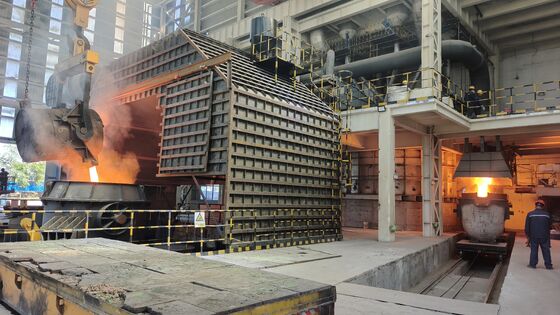 Transformer Kebun Raffinasi Ferromanganese Berkarbon Rendah dan Sedeng Besar 35kV hingga 380V 12.5MVA 50Hz 3-Fase Oil-Immerged